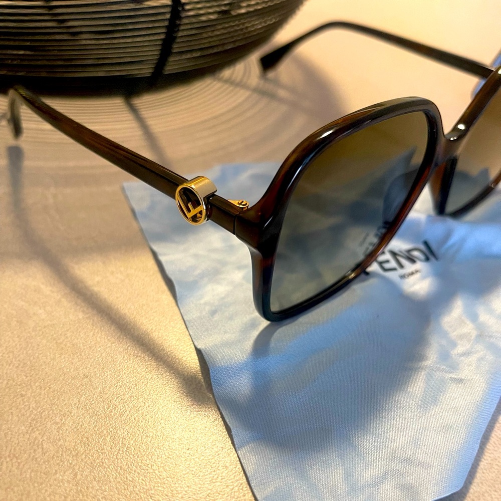 Fendi sunglasses